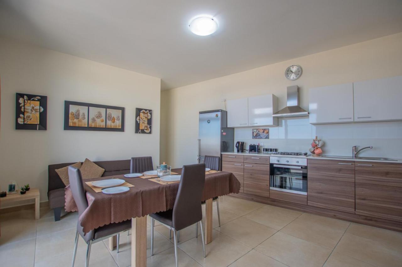 Kernice Penthouse With Sea And Country Views Of Xghajra エクステリア 写真