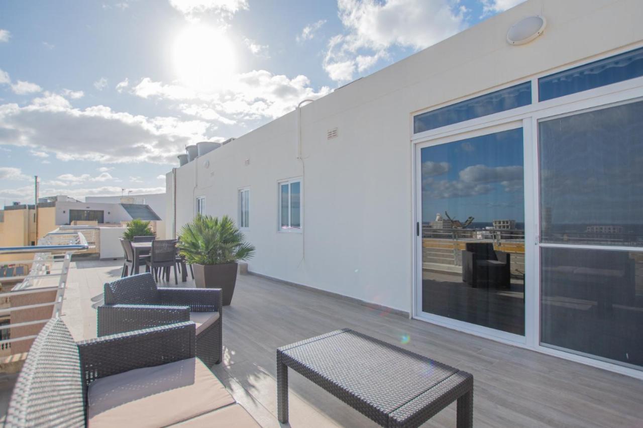 Kernice Penthouse With Sea And Country Views Of Xghajra エクステリア 写真