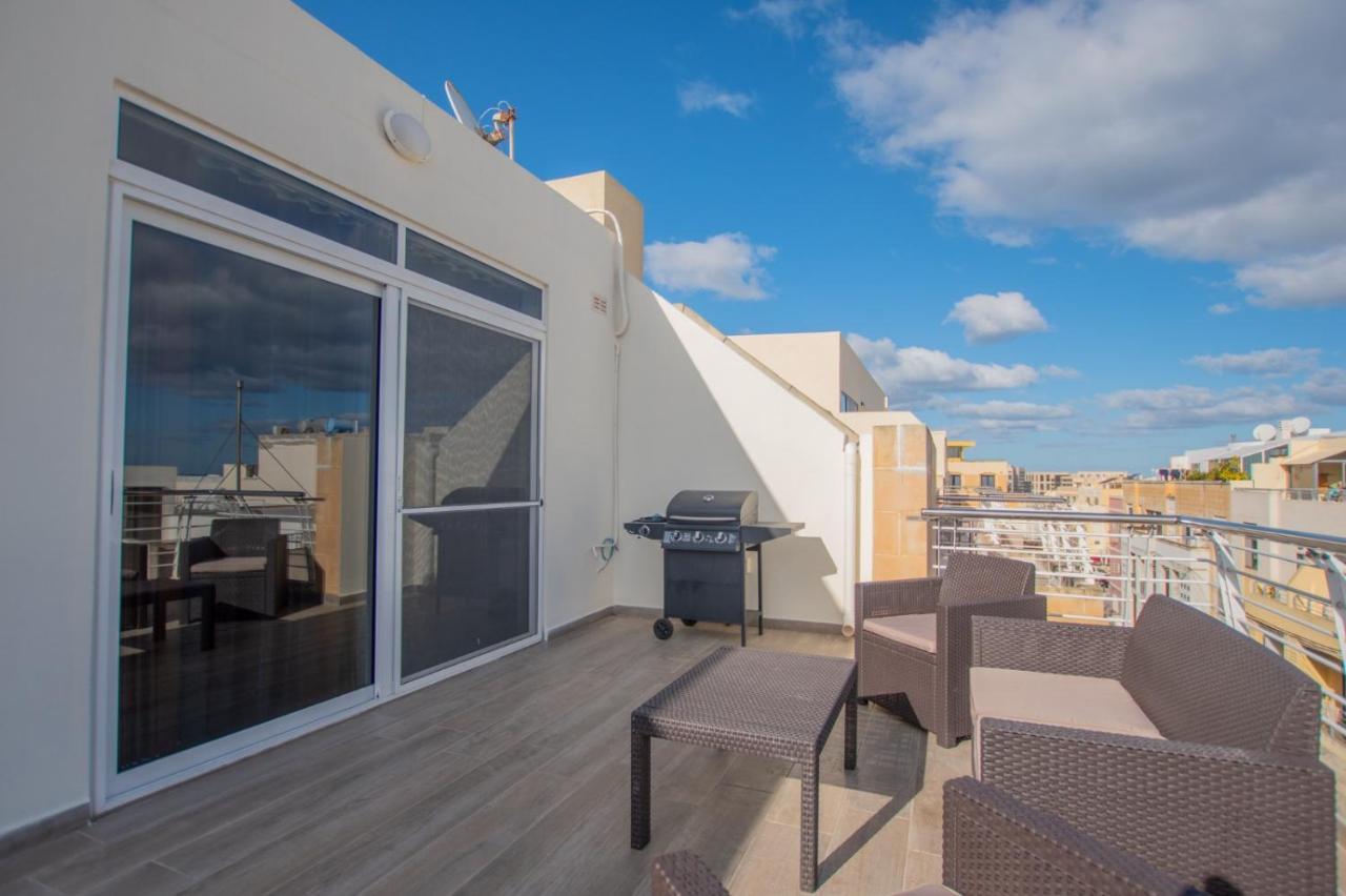 Kernice Penthouse With Sea And Country Views Of Xghajra エクステリア 写真