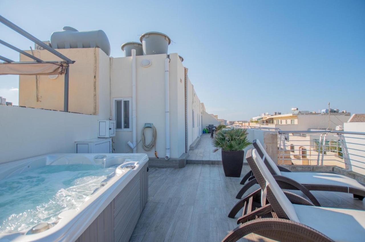 Kernice Penthouse With Sea And Country Views Of Xghajra エクステリア 写真