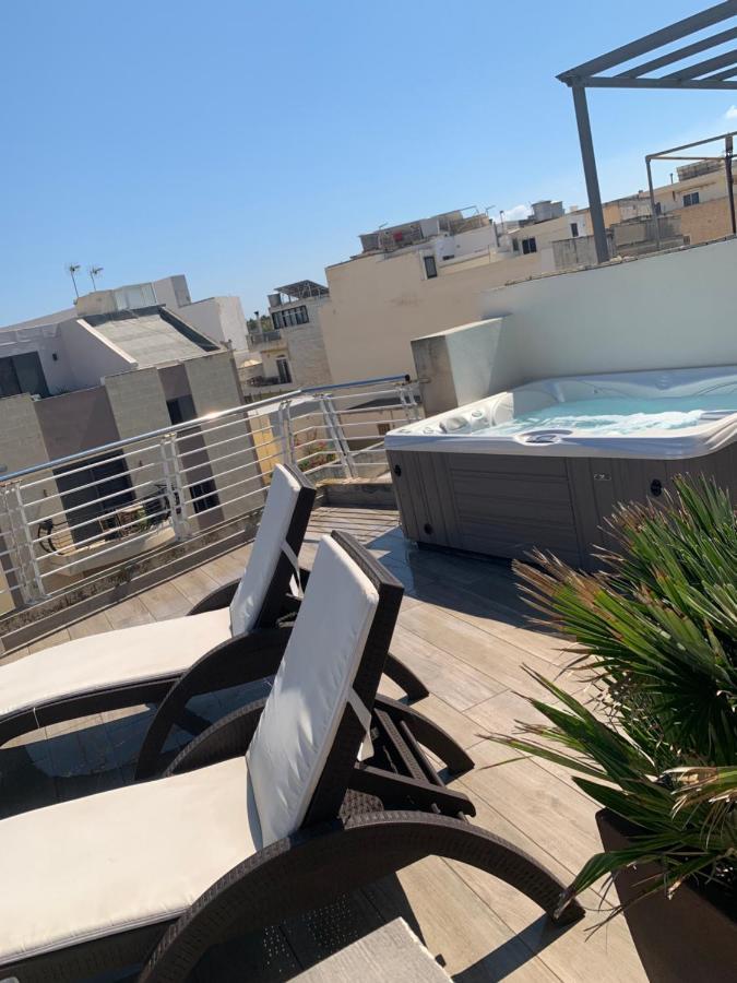 Kernice Penthouse With Sea And Country Views Of Xghajra エクステリア 写真